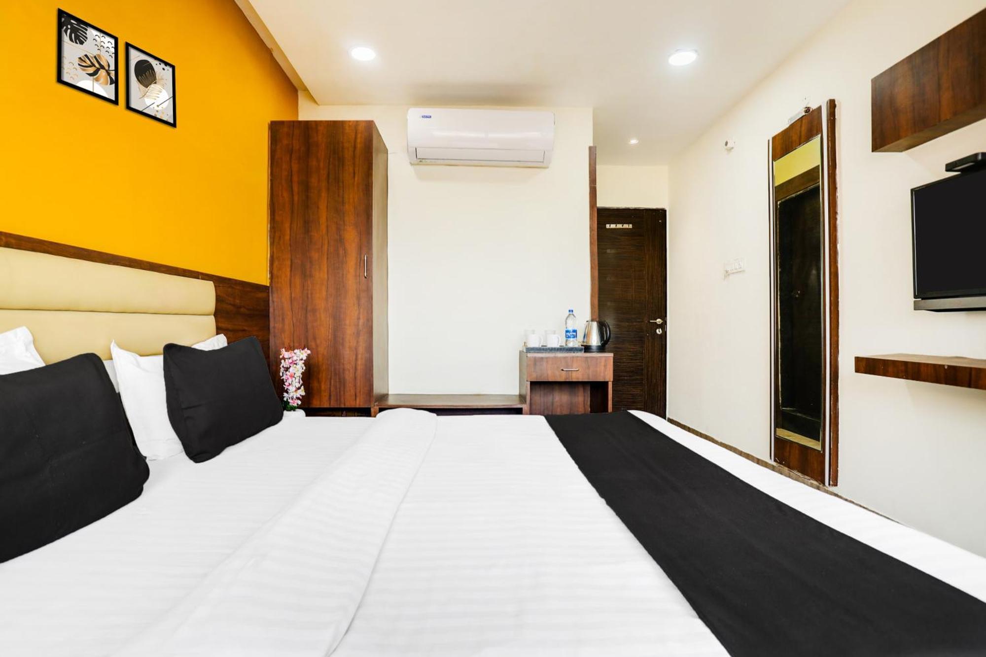 Super Collection O Mp Nagar Hotel Bhopal Ngoại thất bức ảnh