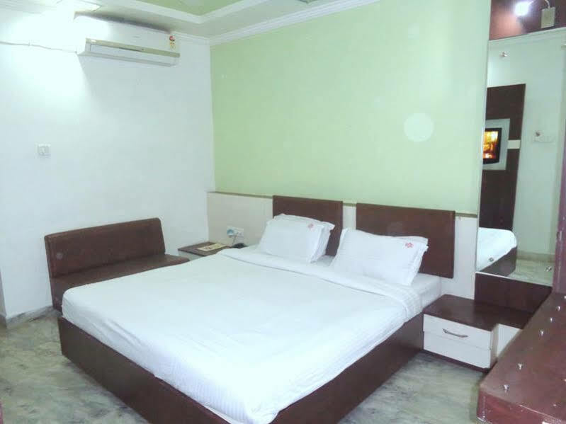 Super Collection O Mp Nagar Hotel Bhopal Ngoại thất bức ảnh